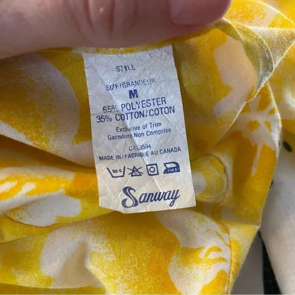🇨🇦 Vintage Sanway women's yellow  & white Hawaiian dress in size medium‎ - Picture 7 of 8